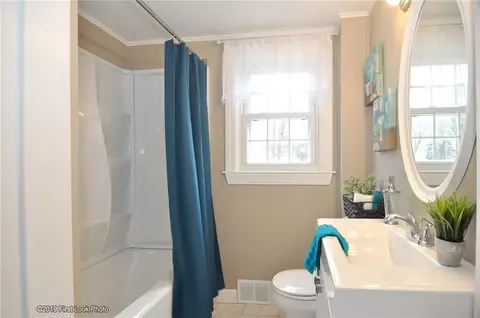 30 Gorham Ave, Warwick, RI 02886 photo 7