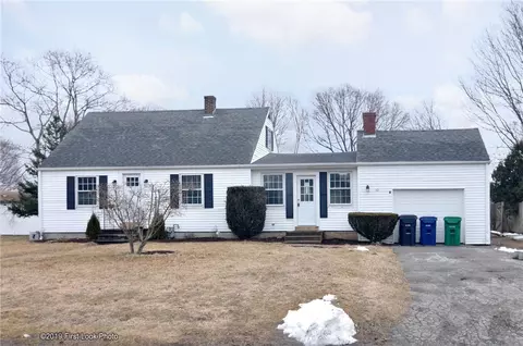 30 Gorham Ave, Warwick, RI 02886 photo 2
