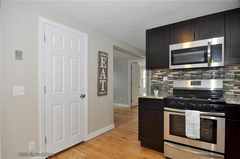30 Gorham Ave, Warwick, RI 02886 photo 5