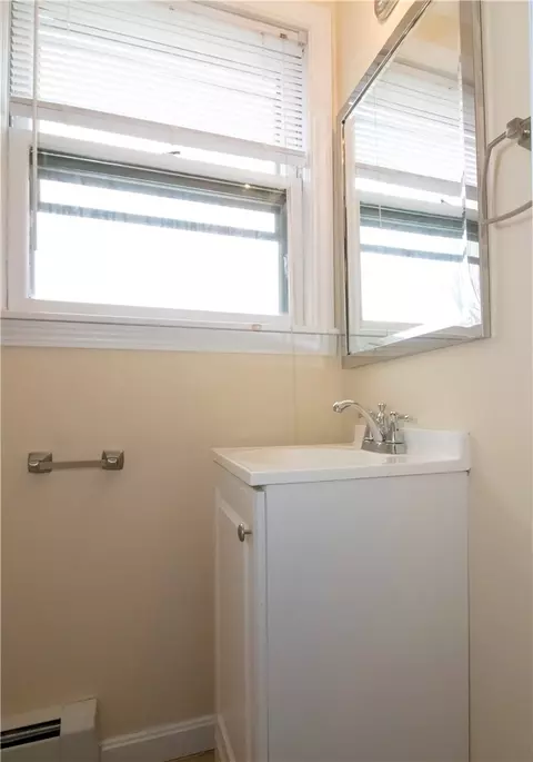 273 Elm St, Warwick, RI 02888 photo 20