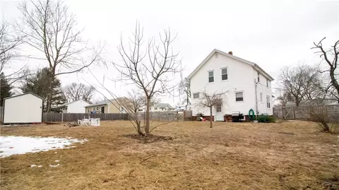273 Elm St, Warwick, RI 02888 photo 9