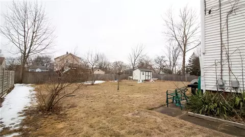 273 Elm St, Warwick, RI 02888 photo 8