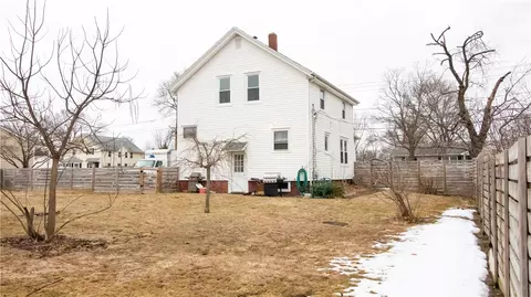 273 Elm St, Warwick, RI 02888 photo 3