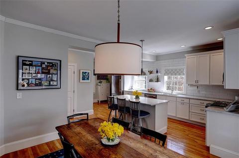 47 Adelphi Ave, Providence, RI 02906 photo 9