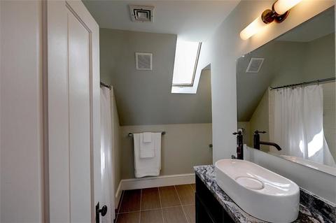 47 Adelphi Ave, Providence, RI 02906 photo 29
