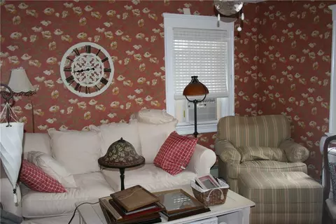 365 Blackstone St, Woonsocket, RI 02895 photo 23