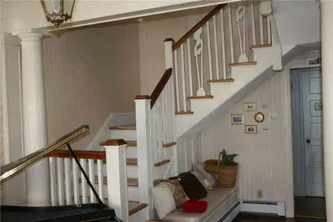 365 Blackstone St, Woonsocket, RI 02895 photo 9
