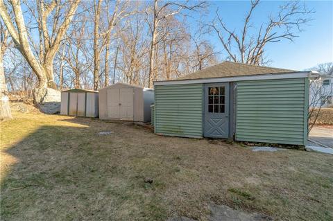 283 Eighth Ave, Woonsocket, RI 02895 photo 17