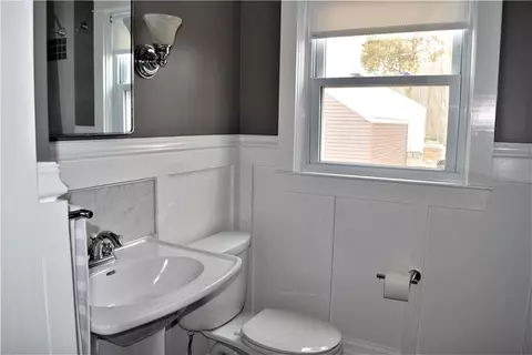 14 Allen Ave, Riverside, RI 02915 photo 15