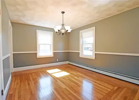 14 Allen Ave, Riverside, RI 02915 photo 6
