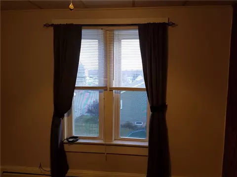 147 Division St, Woonsocket, RI 02895 photo 10
