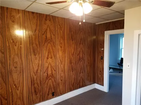 147 Division St, Woonsocket, RI 02895 photo 8