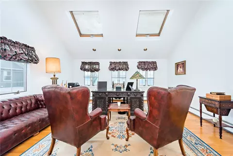 154 Hemlock Ave, Warwick, RI 02886 photo 21