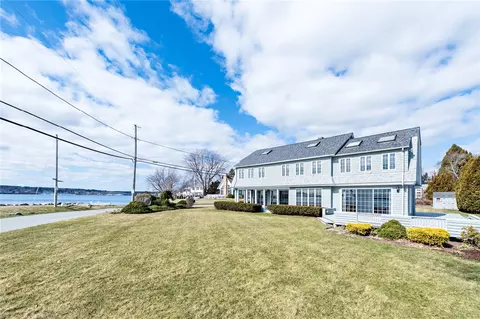 154 Hemlock Ave, Warwick, RI 02886 photo 3