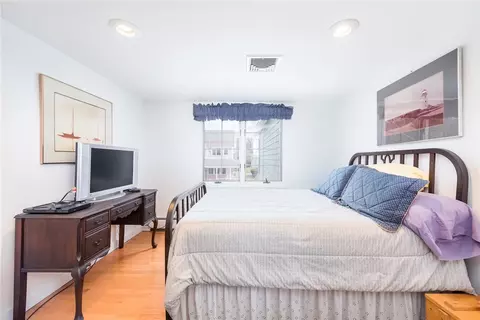 154 Hemlock Ave, Warwick, RI 02886 photo 15