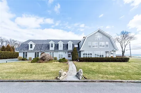 154 Hemlock Ave, Warwick, RI 02886 photo 1