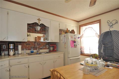 74 Farm St, Woonsocket, RI 02895 photo 5