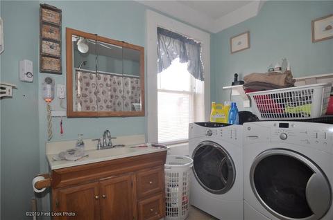 74 Farm St, Woonsocket, RI 02895 photo 16
