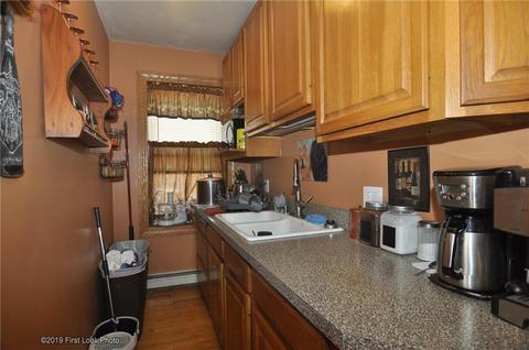 74 Farm St, Woonsocket, RI 02895 photo 15