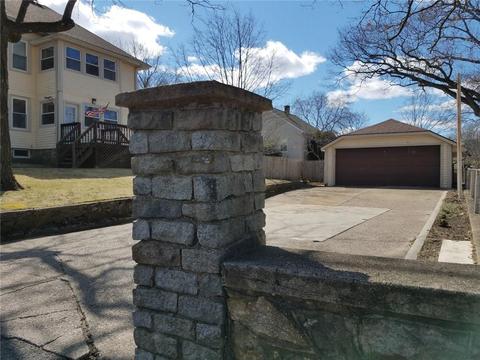421 Welles St, Woonsocket, RI 02895 photo 24
