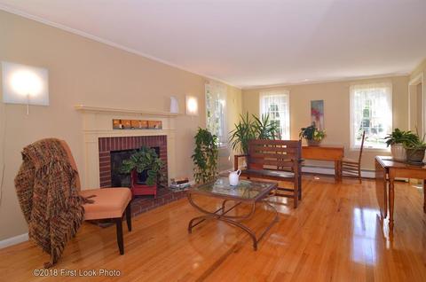 604 Algonquin Dr, Warwick, RI 02888 photo 15
