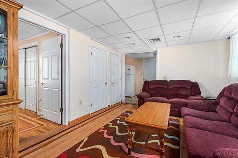 284 8th Ave, Woonsocket, RI 02895 photo 18