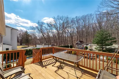 284 8th Ave, Woonsocket, RI 02895 photo 21