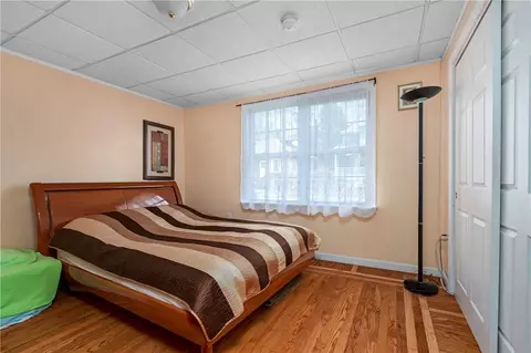 284 8th Ave, Woonsocket, RI 02895 photo 19