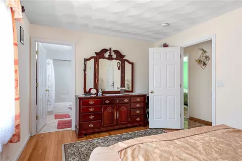 284 8th Ave, Woonsocket, RI 02895 photo 15