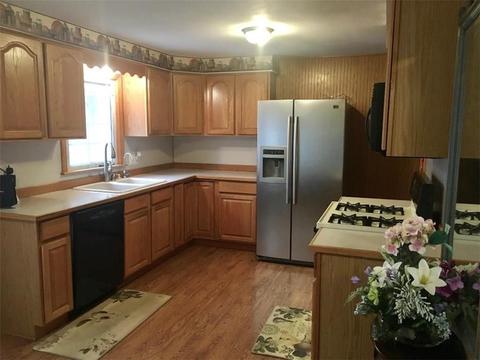 198 Macarthur Rd, Woonsocket, RI 02895 photo 13