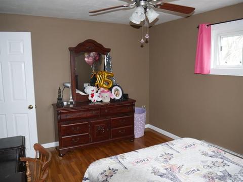 828 Sandy Ln, Warwick, RI 02889 photo 20
