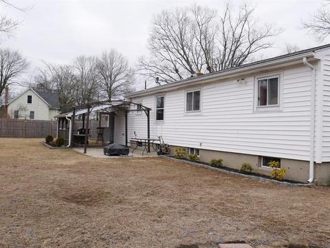 828 Sandy Ln, Warwick, RI 02889 photo 26