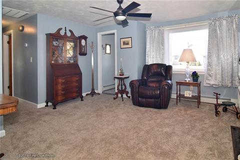 500 Buttonwoods Ave, Warwick, RI 02886 photo 17