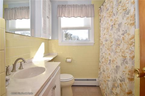 500 Buttonwoods Ave, Warwick, RI 02886 photo 27