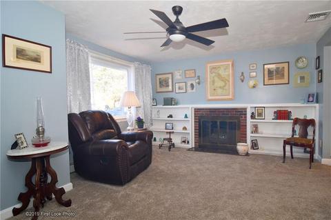 500 Buttonwoods Ave, Warwick, RI 02886 photo 13