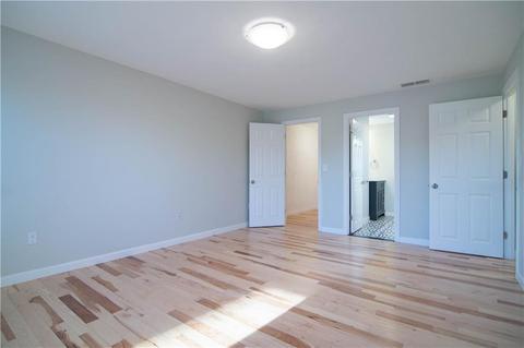 10 Wicks Ct, Warwick, RI 02886 photo 18