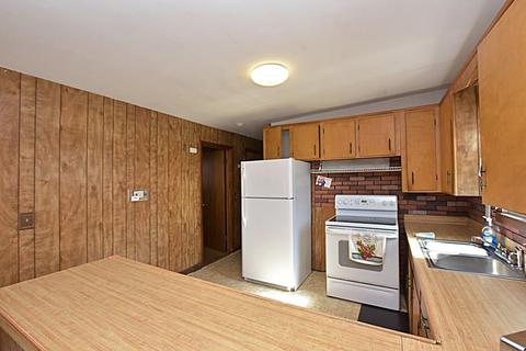 43 Jaycee Dr, West Warwick, RI 02893 photo 8