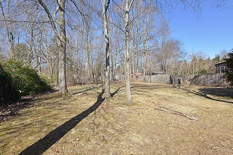 43 Jaycee Dr, West Warwick, RI 02893 photo 5