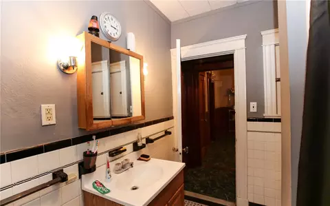 74 Summer St, Woonsocket, RI 02895 photo 32