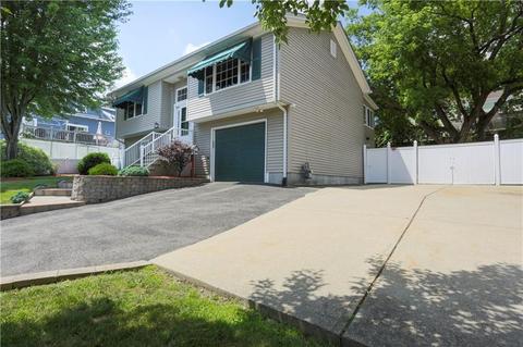 145 Fairfield Ave, Woonsocket, RI 02895 photo 2
