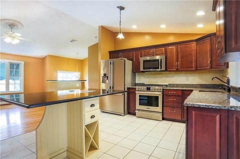 145 Fairfield Ave, Woonsocket, RI 02895 photo 8