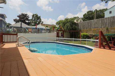 145 Fairfield Ave, Woonsocket, RI 02895 photo 5
