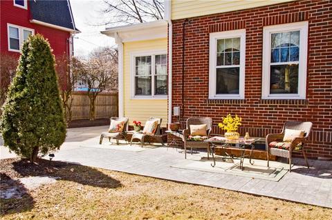 399 Harris Ave, Woonsocket, RI 02895 photo 6