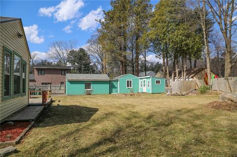64 Maple Leaf Rd, Burrillville, RI 02826 photo 9
