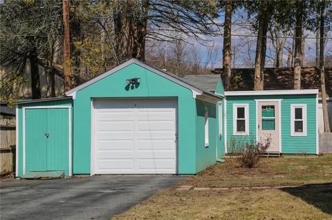 64 Maple Leaf Rd, Burrillville, RI 02826 photo 5