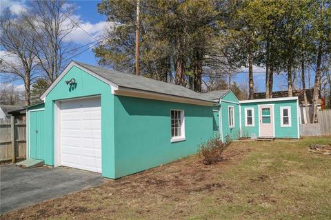 64 Maple Leaf Rd, Burrillville, RI 02826 photo 3