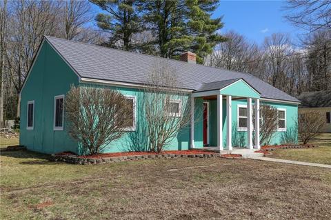 64 Maple Leaf Rd, Burrillville, RI 02826 photo 4