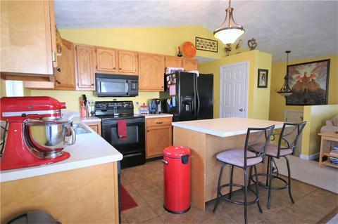 82 Irma Ave, Warwick, RI 02889 photo 3