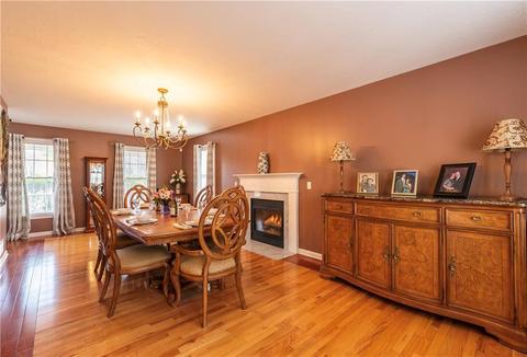 35 Silo Dr, Cranston, RI 02921 photo 9
