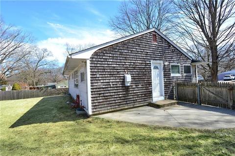 67 Flagg Ave, Warwick, RI 02886 photo 12